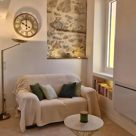 2p Atypique Et Lumineux - Vieille De Apartment