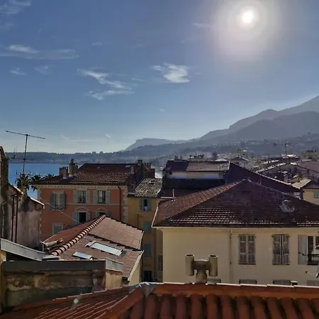 2p Atypique Et Lumineux - Vieille De Apartment *